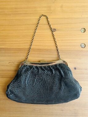 Vintage Whiting & Davis Purse Clutch Bag Mesh Navy Blue Gold Glam Retro USA Made